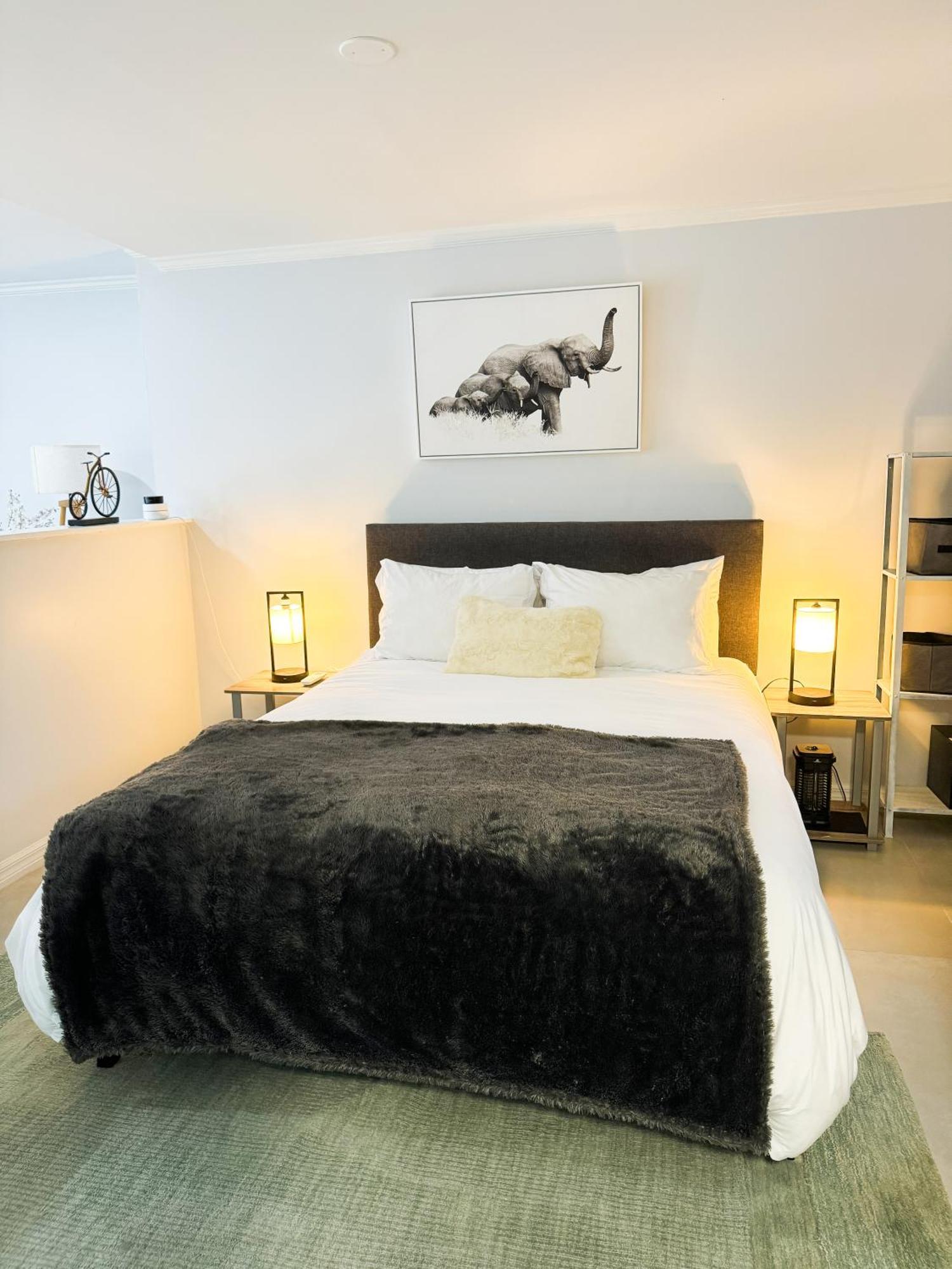 Studio, 100 Feet From The Beach Nassau Exterior foto